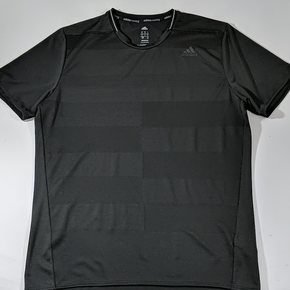 Adidas running shirt size large supernova black